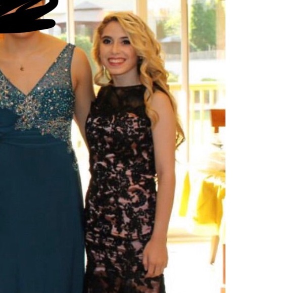 Custom handmade lace dusty rose prom gown/dress - Picture 4 of 8